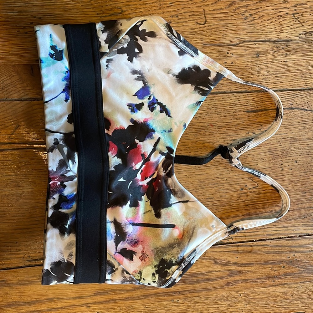 Sports bra